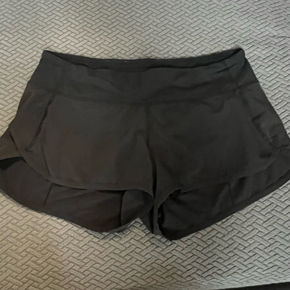 Lululemon Speed Up Shorts 2.5